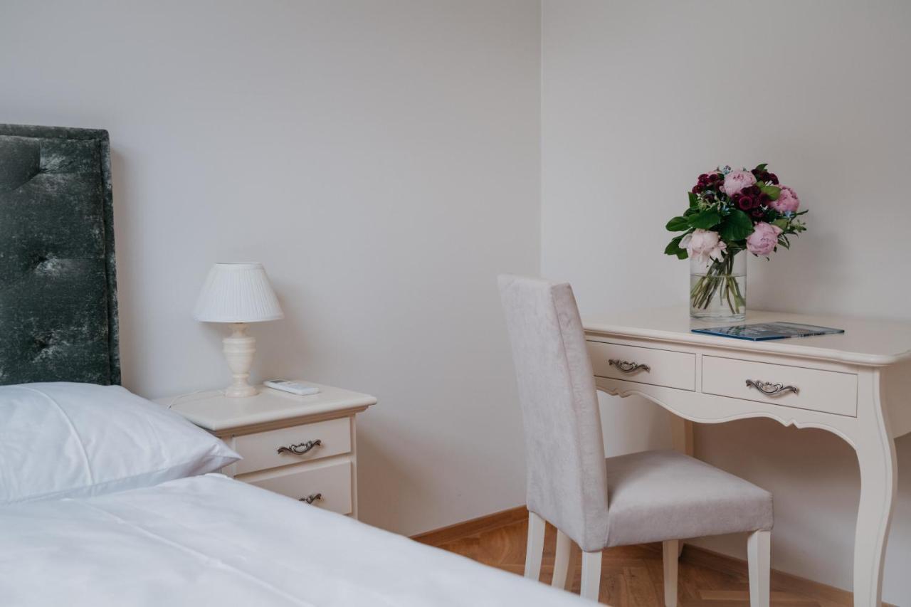 High Heaven Apartment Prague Ngoại thất bức ảnh