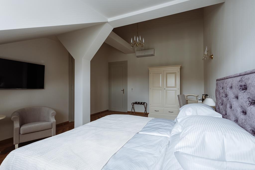 High Heaven Apartment Prague Ngoại thất bức ảnh