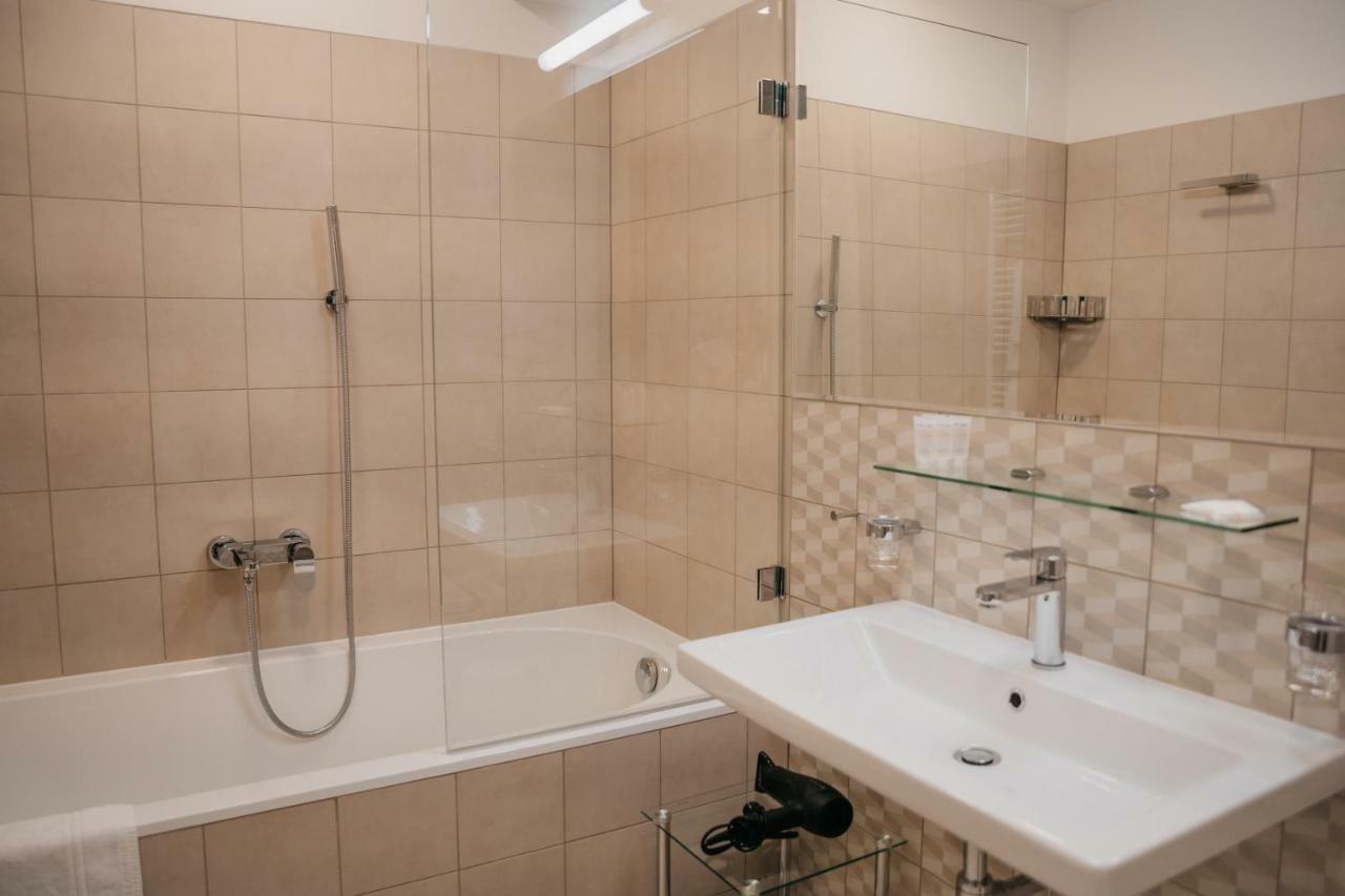 High Heaven Apartment Prague Ngoại thất bức ảnh