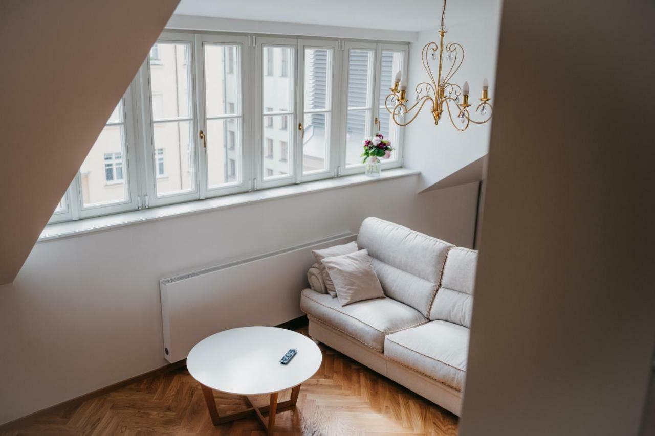 High Heaven Apartment Prague Ngoại thất bức ảnh