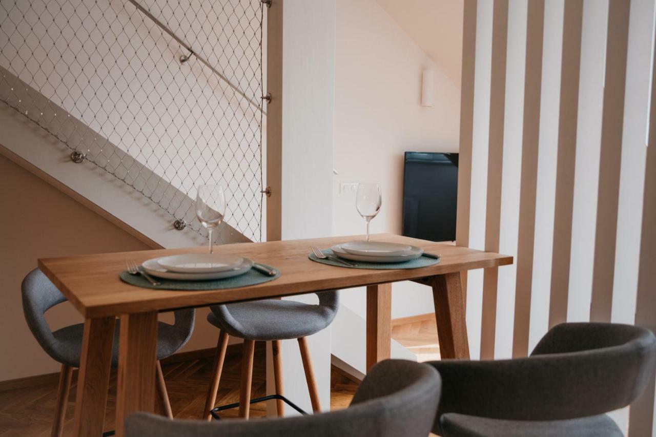 High Heaven Apartment Prague Ngoại thất bức ảnh